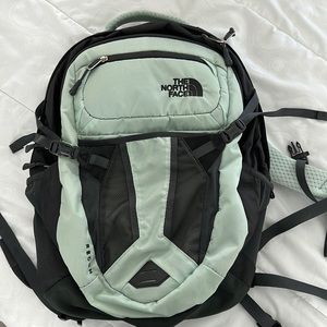 The North Face recon women’s bag pack